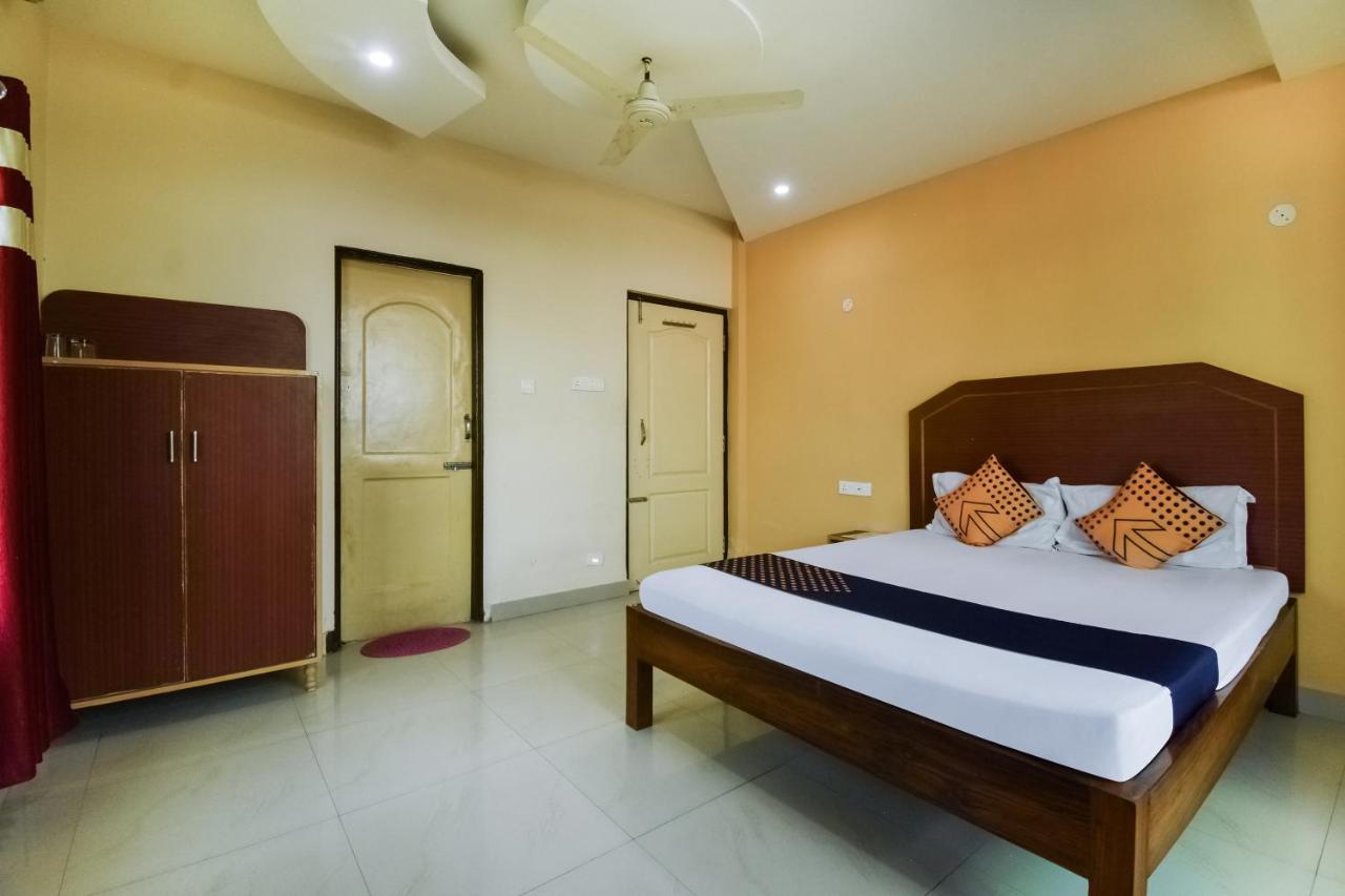 بوري Spot On 74793 Hotel Sai Sudha المظهر الخارجي الصورة