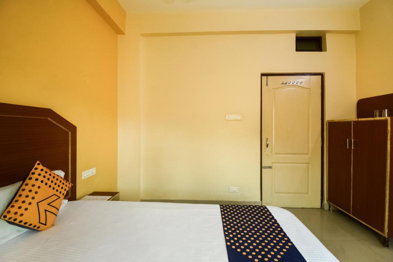 بوري Spot On 74793 Hotel Sai Sudha المظهر الخارجي الصورة